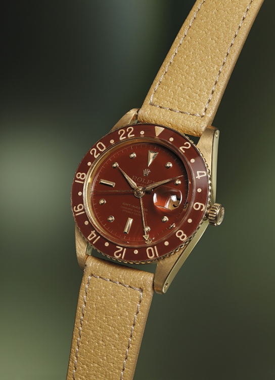 The GMT-Master Ref 6542 with a brown lacquer dial and bakelite bezel